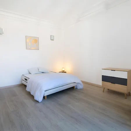 Le 1er Equipes Au Coeur De Apartment Beziers