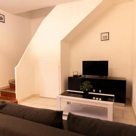 Le 1er Equipes Au Coeur De Apartment Beziers